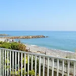 Riva Beach * Riva Ligure
