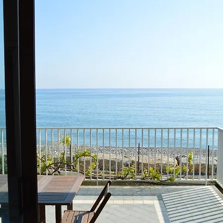 Riva Apartment *